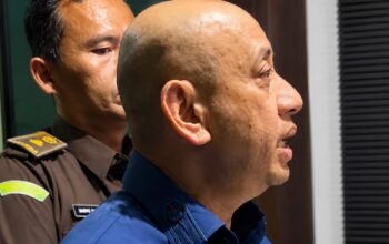 Kepala Kejari Karawang Dedy Irwan Virantama menjelaskan kasus dugaan korupsi KPR Rp237 miliar