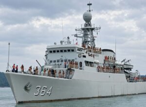 Eks KRI Ki Hajar Dewantara-364 yang akan dilelang pemerintah