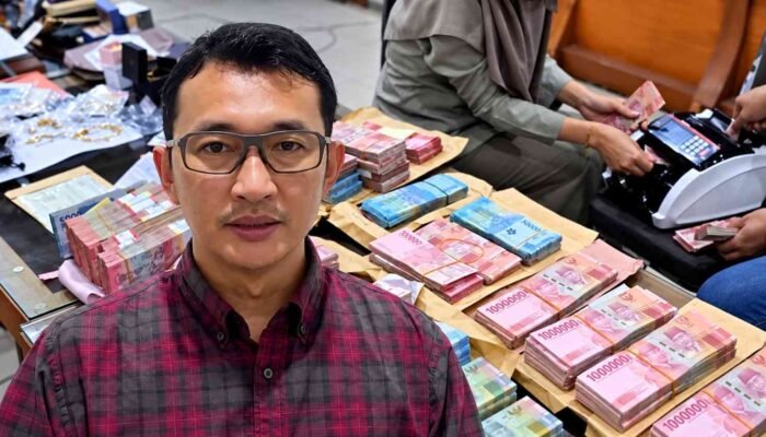 KPK Telusuri Setoran Kantah ke Kanwil BPN Jatim, Sita Rupiah, Dolar AS-Singapura dan Perhiasan