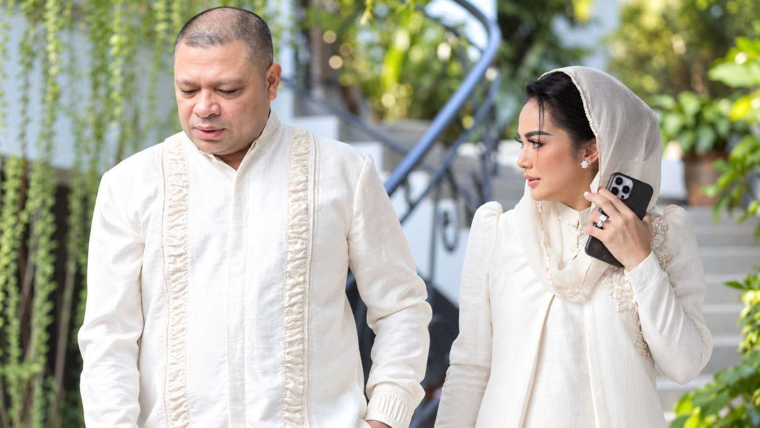Krisdayanti dan Raul Lemos di tengah isu cerai September 2026