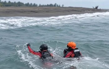 Tim SAR menyisir pulau sekitar Anak Krakatau dalam pencarian 5 jurnalis Arupadhatu 1