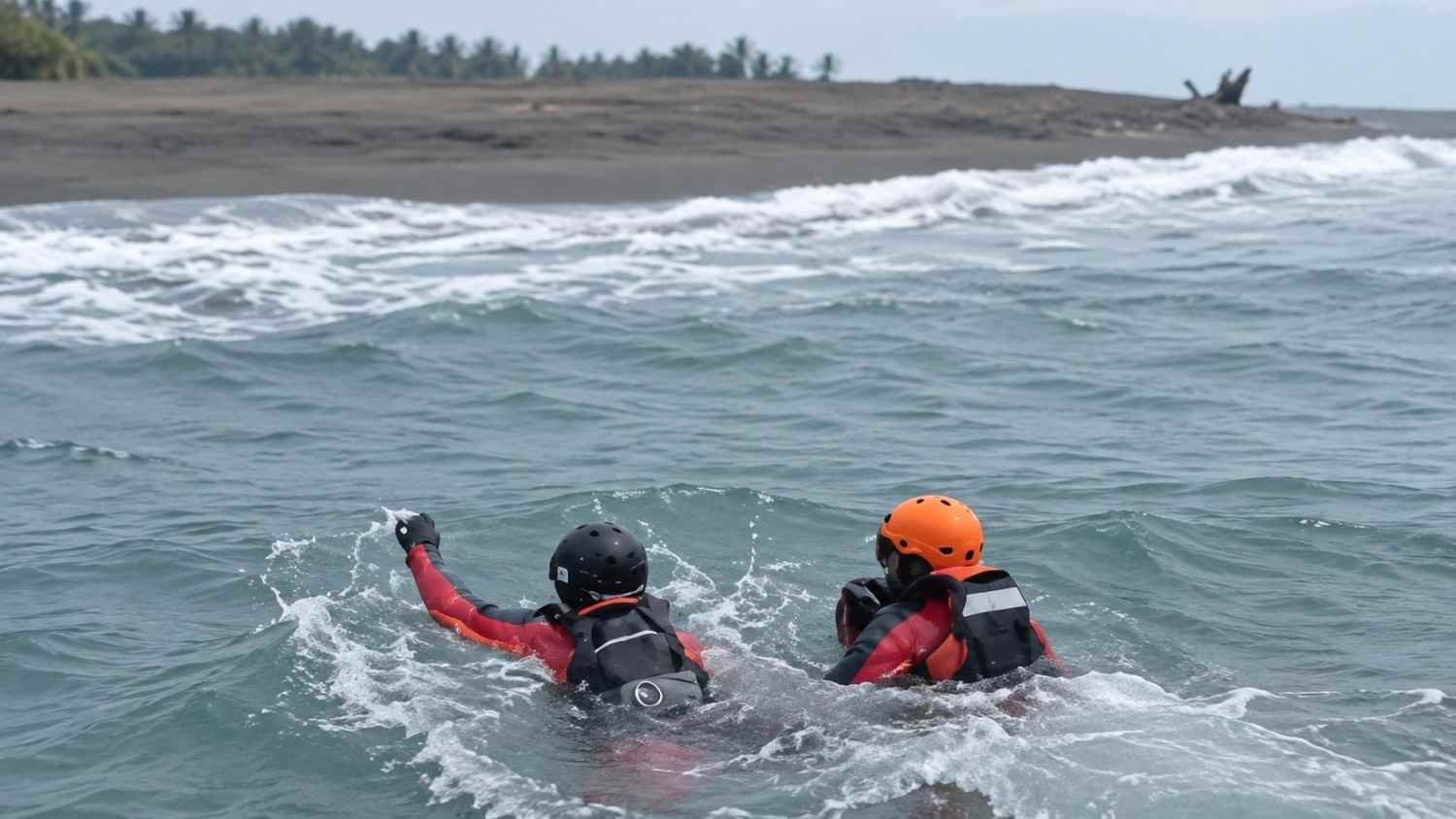 Tim SAR menyisir pulau sekitar Anak Krakatau dalam pencarian 5 jurnalis Arupadhatu 1