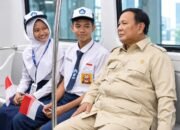 Prabowo mencoba LRT Kelapa Gading–Manggarai bersama pelajar