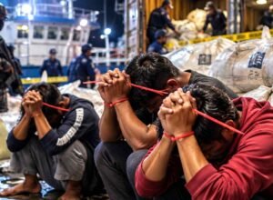 Tim Gabungan Gagalkan 4 Ton Sianida Asal Filipina di Gorontalo Utara 4 ton sianida asal Filipina diamankan di Gorontalo Utara