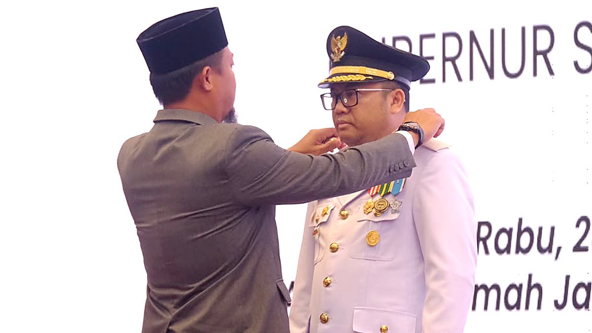 darmawangsyah muin menjalani prosesi pelantikan bupati gowa definitif pada 28 oktober 2026