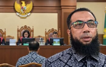 Khalid Basalamah menjadi saksi dalam sidang dugaan korupsi kuota haji di Pengadilan Tipikor Jakarta, 20 Oktober 2026
