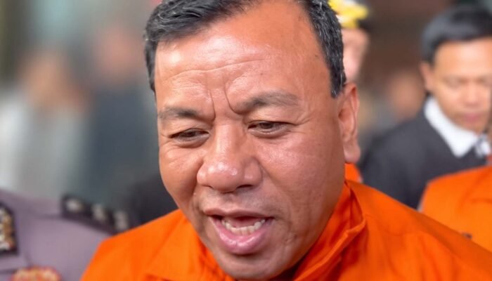 KPK Panggil Dua Kepala Dinas Kuansing, Kasus Suap Bupati Suhardiman Amby Terus Diusut