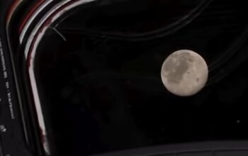 Astronaut Artemis II mendokumentasikan permukaan Bulan dalam misi NASA yang menghasilkan lebih dari 800 GB data ilmiah.