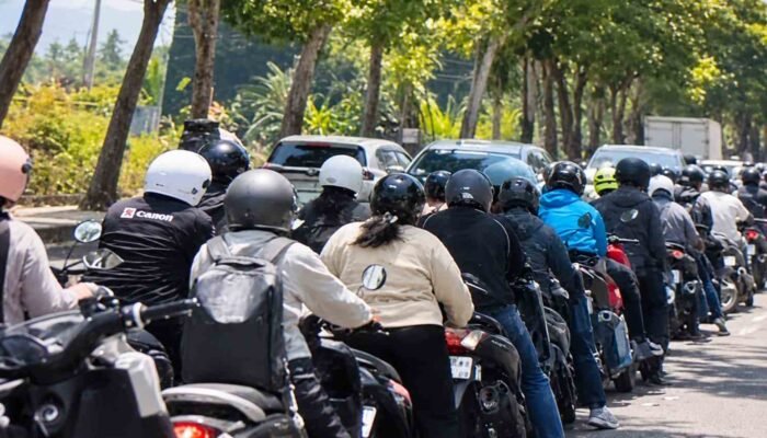 Antrean BBM di Bali Belum Terurai, Pertamina Ungkap Penyebab dan Tambah Pasokan
