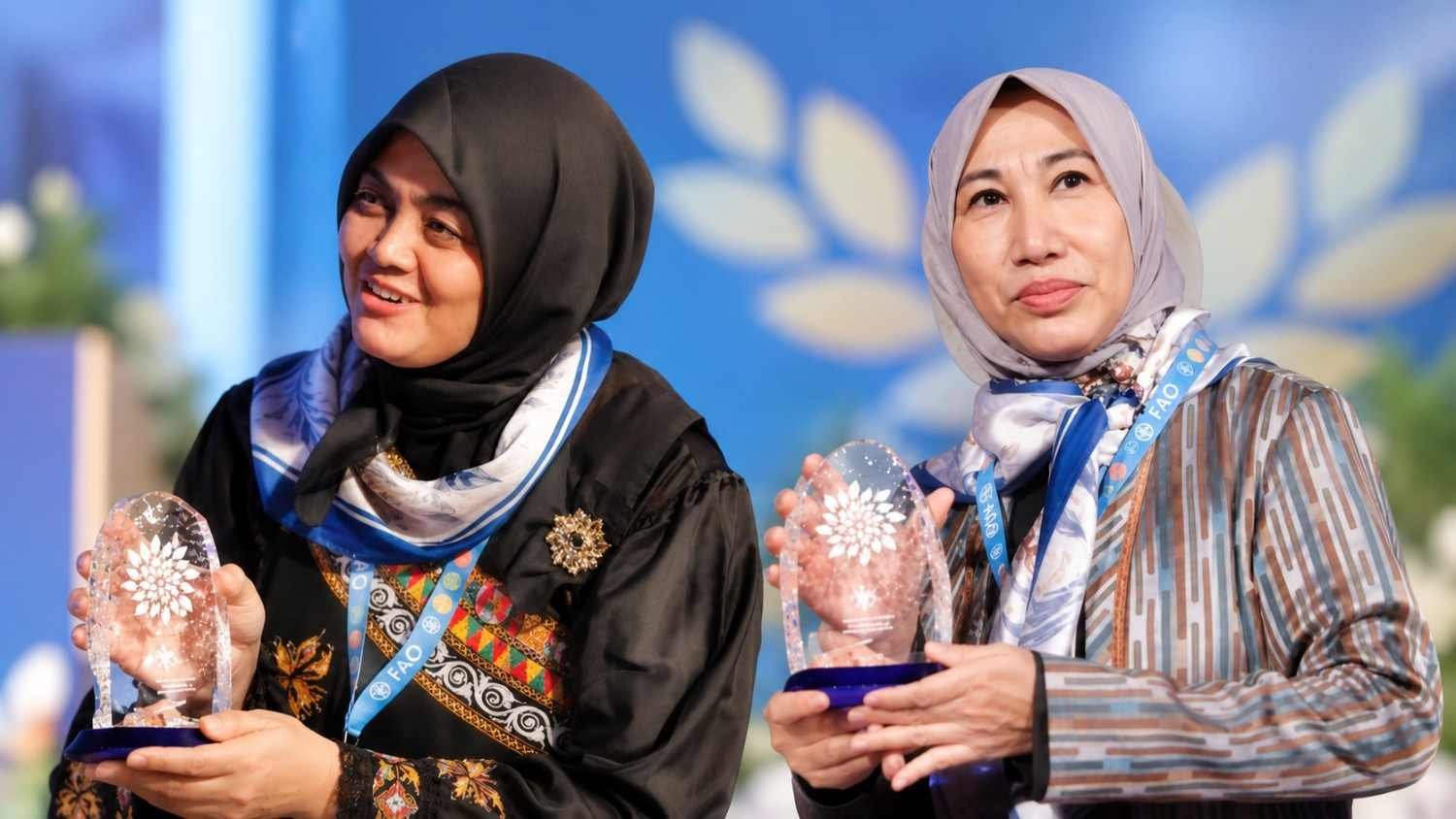 Istiqamah dari Aceh dan Rulyantina dari Banten, dua petani perempuan Indonesia yang masuk daftar 100 tokoh inspiratif FAO 2026.