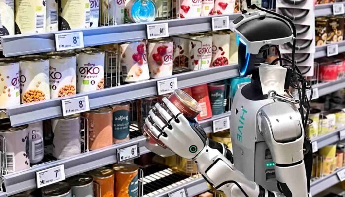 Robot Humanoid Mulai Jadi Karyawan Supermarket, Siap Bekerja Mandiri pada 2027