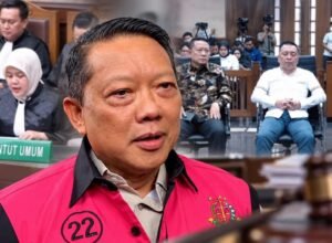 Jaksa Minta Hakim Tolak Eksepsi Febrie Adriansyah, Dakwaan Pemerasan Rp55 Miliar Dipertahankan Sidang eksepsi Febrie Adriansyah di Pengadilan Tipikor Jakarta Pusat, Rabu 21 Oktober 2026. Jaksa meminta hakim menolak keberatan terdakwa.